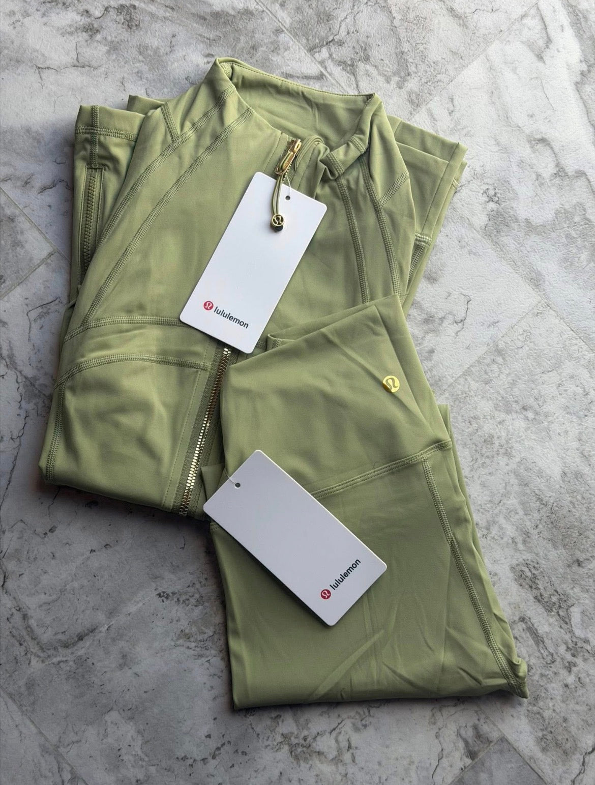Lululemon Define Set